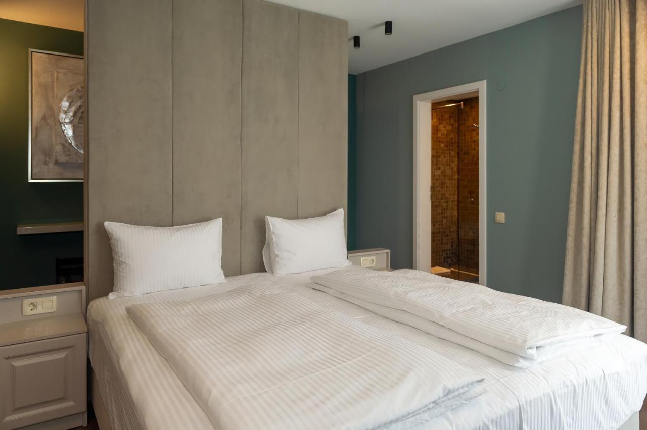 Hotel Atlantic Boutique Târgu-Mureş Esterno foto